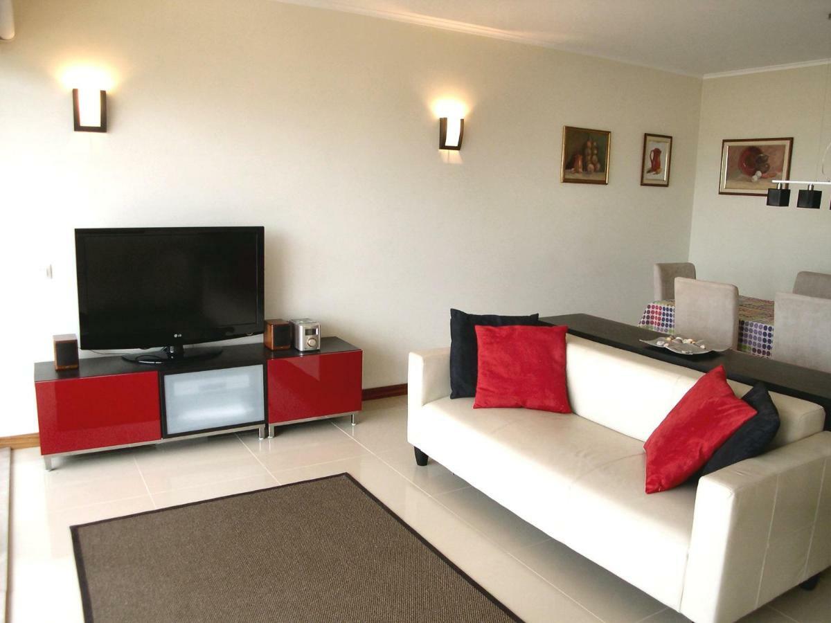 Lovely Apartment อัลวอร์ ภายนอก รูปภาพ