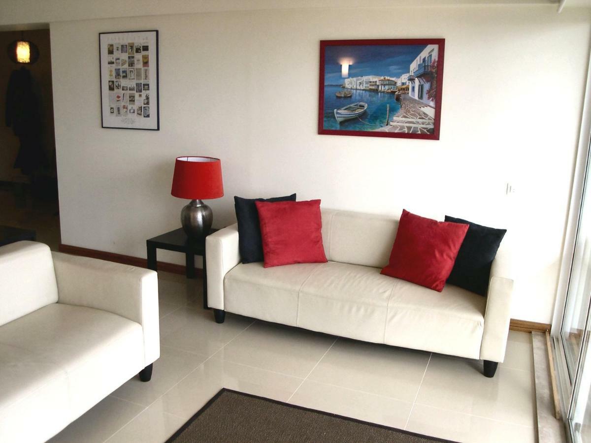 Lovely Apartment อัลวอร์ ภายนอก รูปภาพ